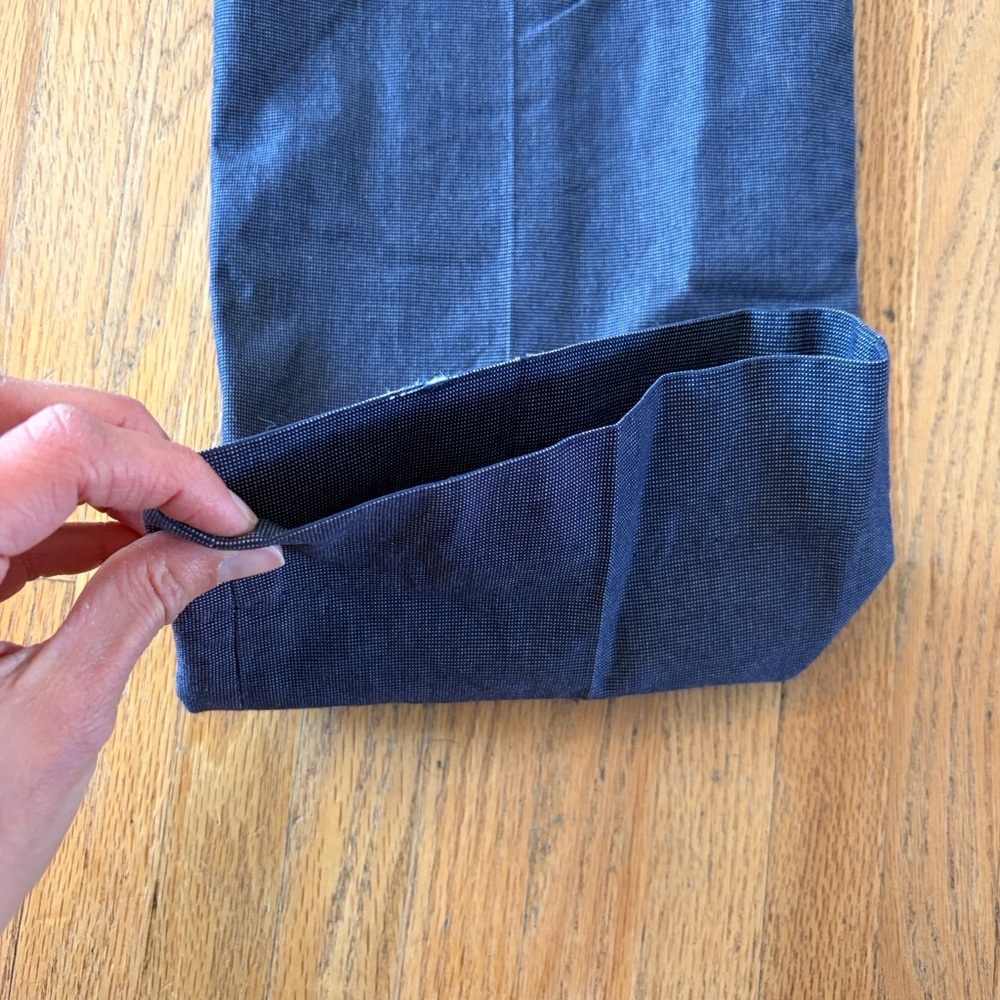 Banana Republic Navy Chinos - Picture 3 of 5